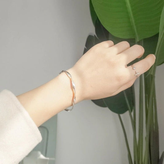 Ring-Link Bracelet
